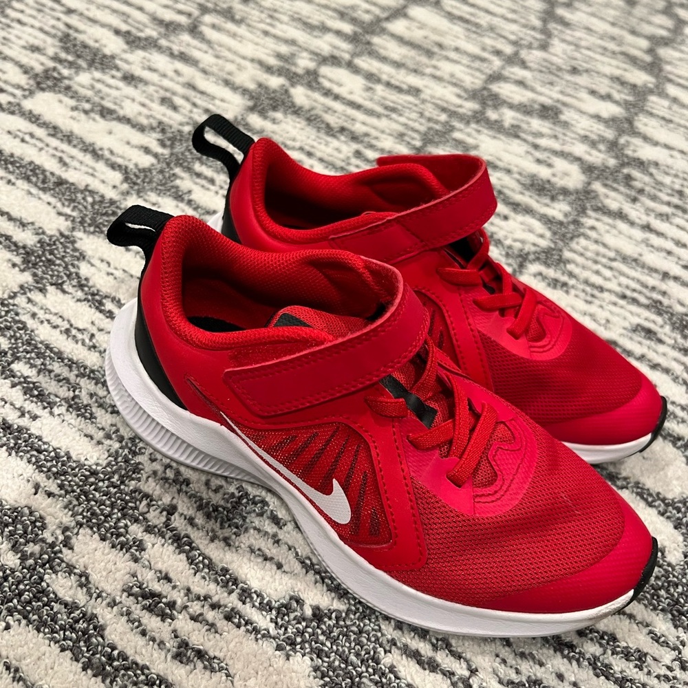 Brand new Nike Revolution Kid’s wide sneakers